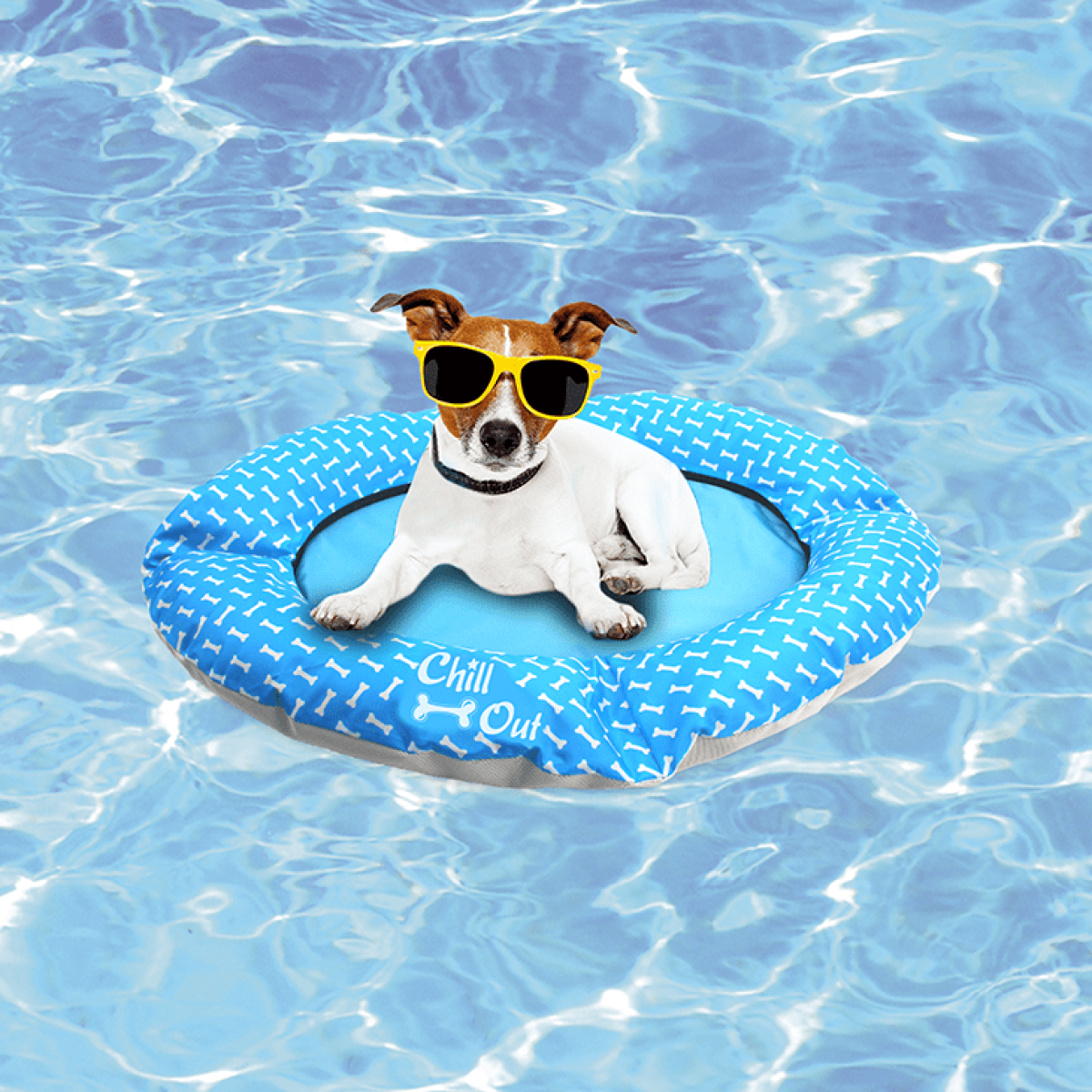 Chill Out – Luxury Floating Bed for Pool & Lake Relaxation