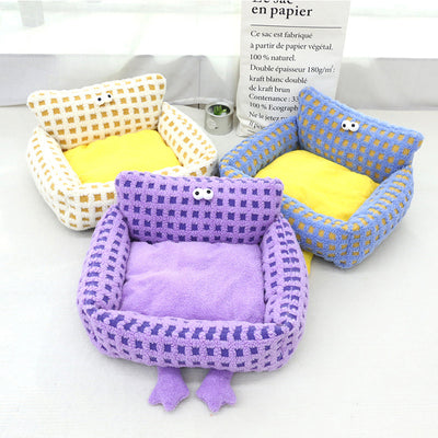 Big Eye Checked Cat Dog Sofa Bed - Medium